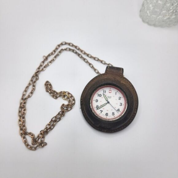 Vintage Swiss army pocket watch - Picture 1 of 11